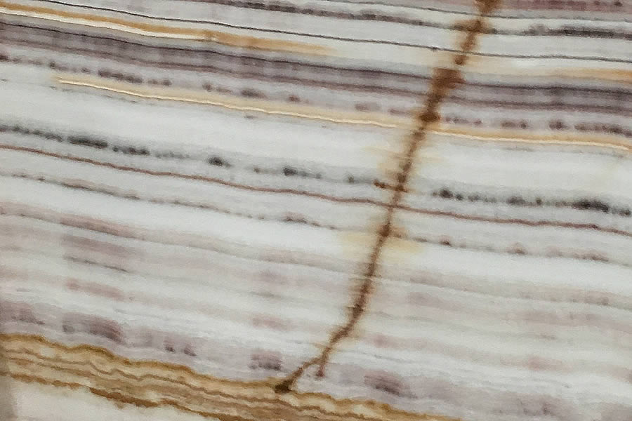 Pinky Wood Onyx 
